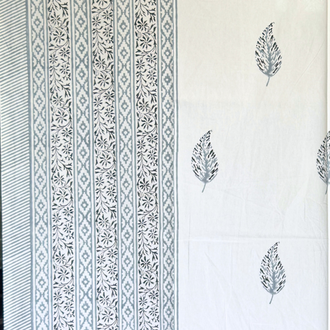 The Grey Botanical Dining Table Cover and Napkins Set