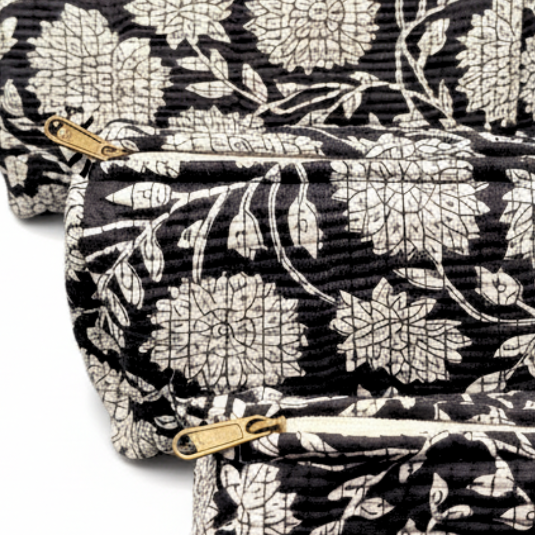 Everyday Set of 3 Pouches Black and White