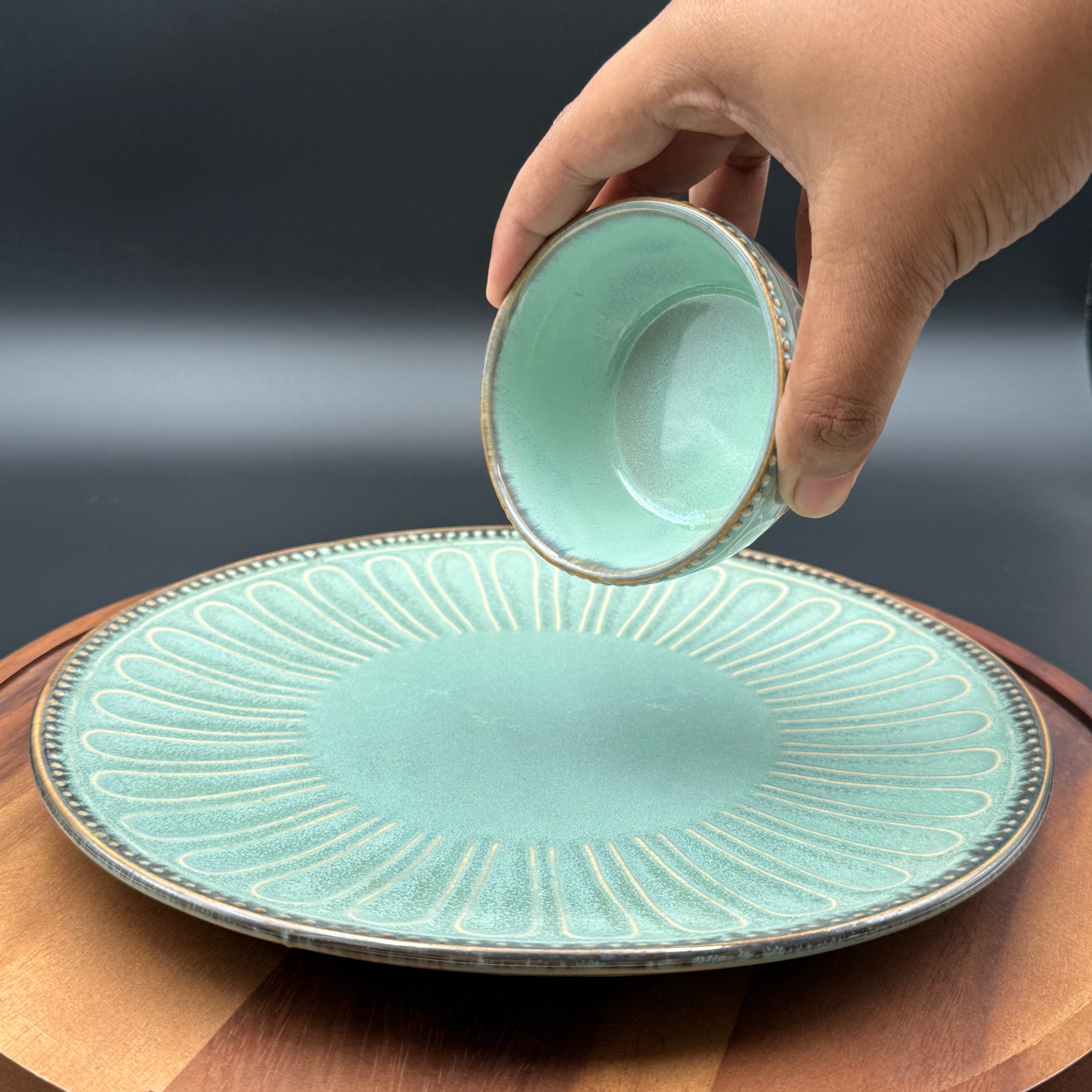 Mint Bloom Platter and Bowl