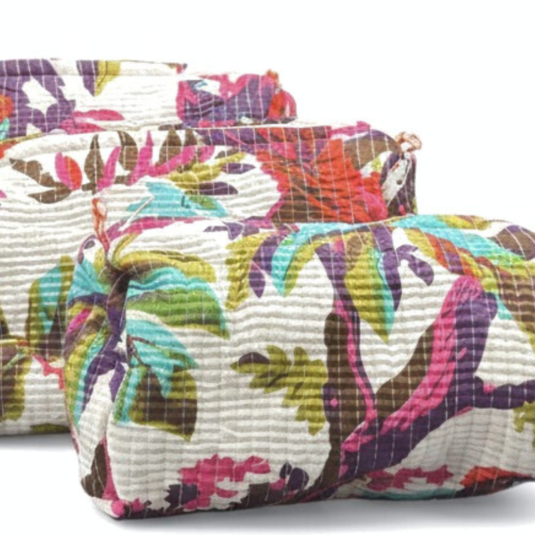 White_Print_Pouch
